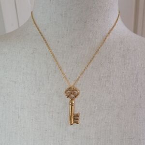 Magic Attic Doll necklace gold key vintage 1990s 8" For Girls or Women To Wear